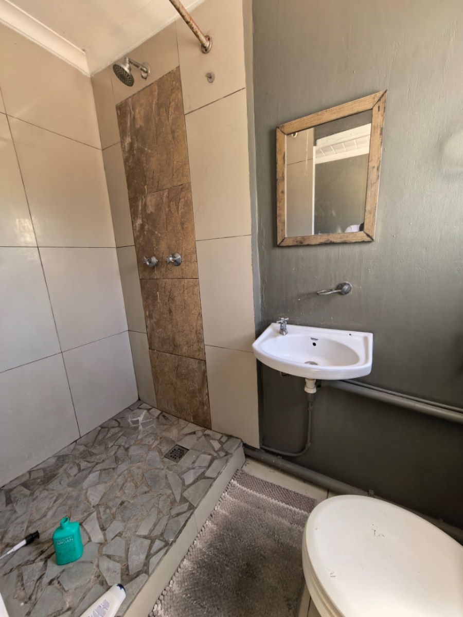 8 Bedroom Property for Sale in Turf Hall Estate Western Cape